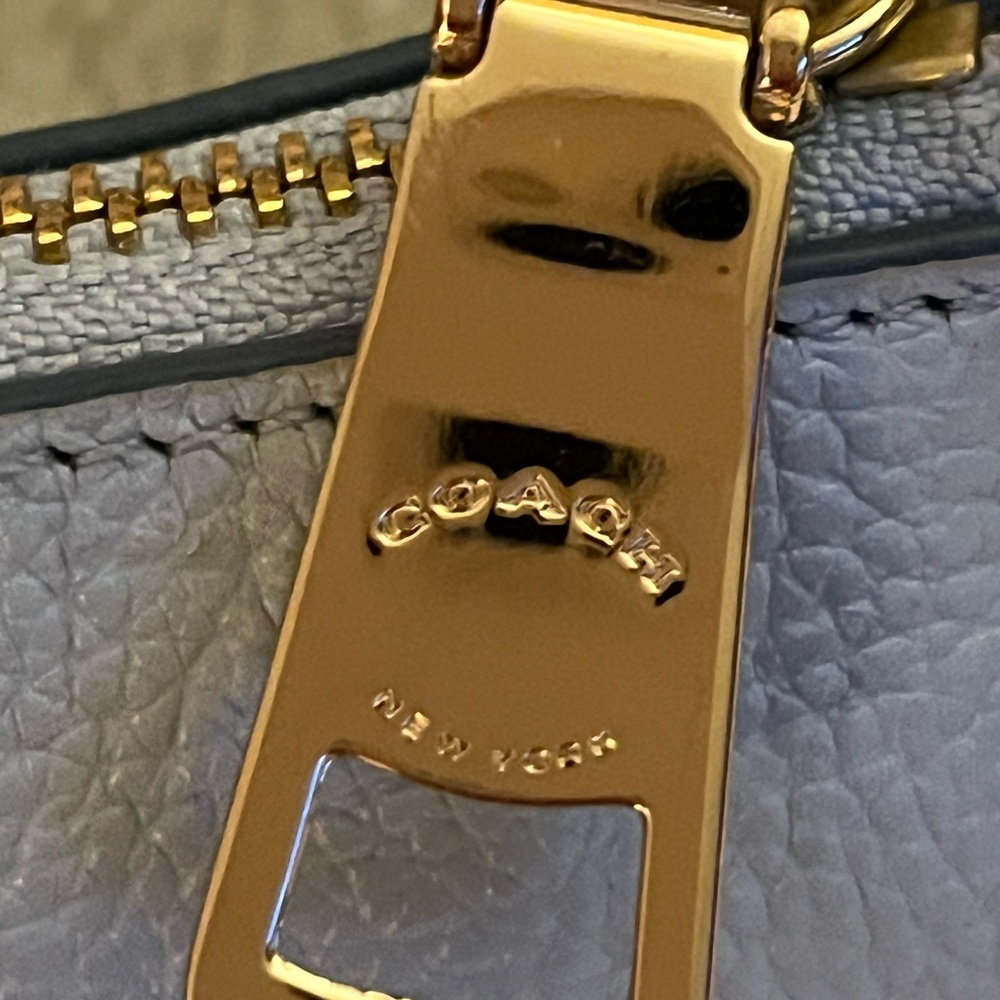 COACH CHARLEY DEBOSSED HORSE AND CARRIAGE BAG - Picture 6 of 11